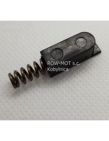 zatrzask ze sprężyną pilarki  CS340